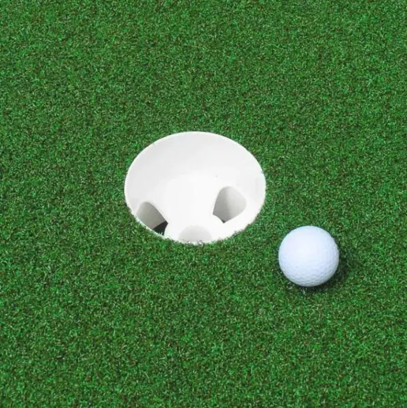 putting-cup Putting Cup